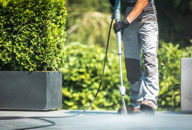 Professional Pressure Washing in Naples Manor, FL