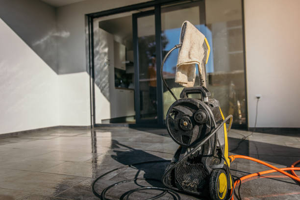 Best Restaurant Pressure Washing  in Naples Manor, FL